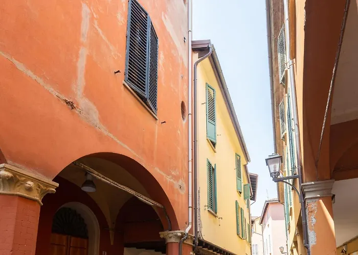 Valdonica, Bologna By Short Holidays
